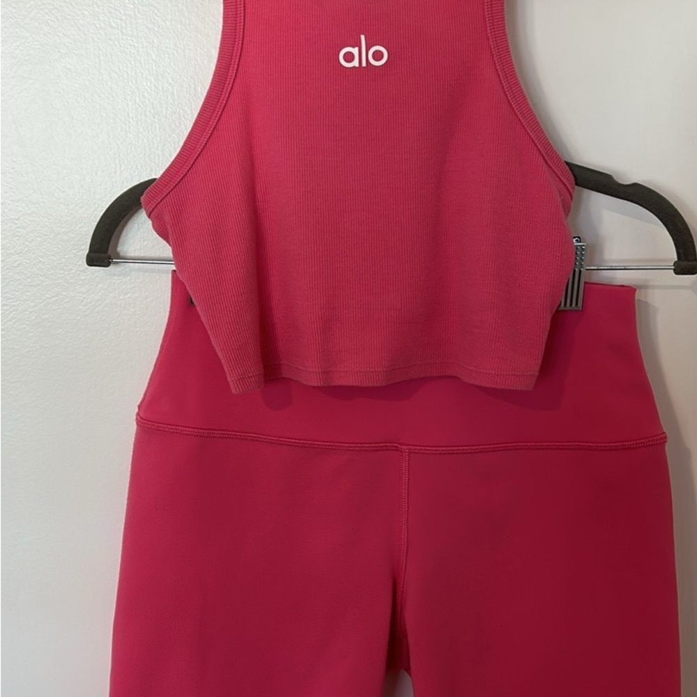 Alo Yoga Hot Pink Workout Set